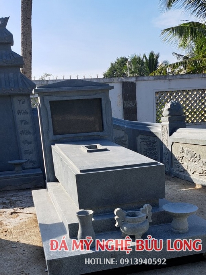Mộ Bia